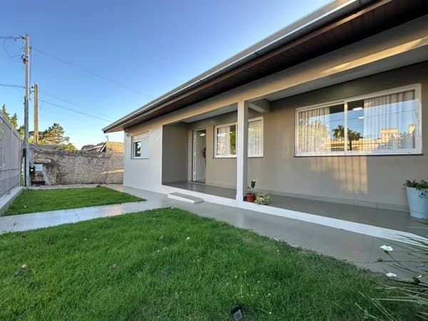 Casa à venda no bairro Braganholo em Carazinho/RS