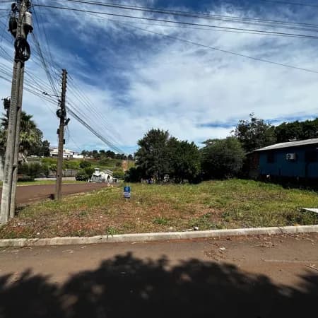 Terreno à venda no bairro Fey em Carazinho/RS
