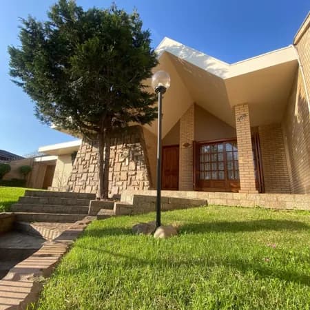 Casa à venda no bairro Centro em Carazinho/RS