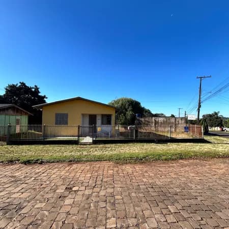 Casa à venda no bairro Rica em Carazinho/RS
