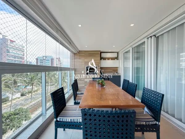 Apartamento, Pé na areia, com 123m³, 3 Dormitórios, à Venda Por R$ 4.100.000,00