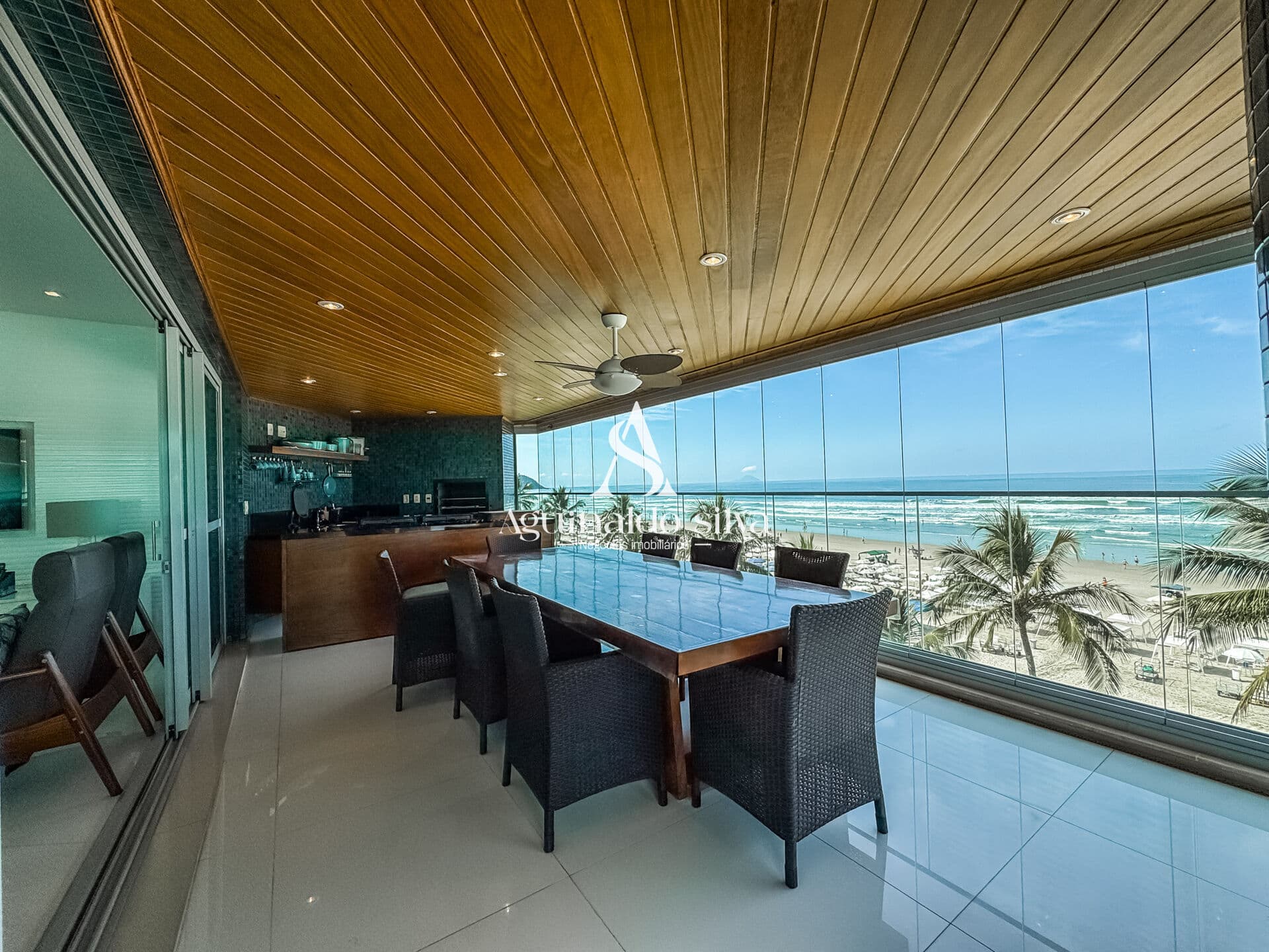 Apartamento À Venda, Frontal ao Mar, 4 Suítes, 252m², em Riviera de São Lourenço - Bertioga SP