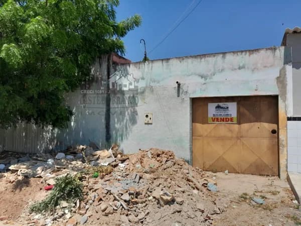 Casa Padrão para Venda em 7 de Setembro Iguatu-CE