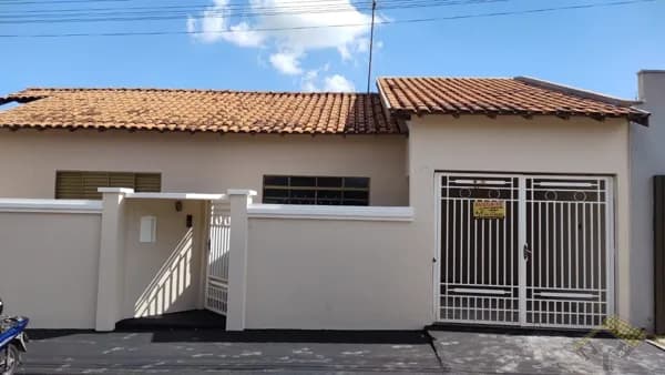 Casa em Novo Horizonte - Centro