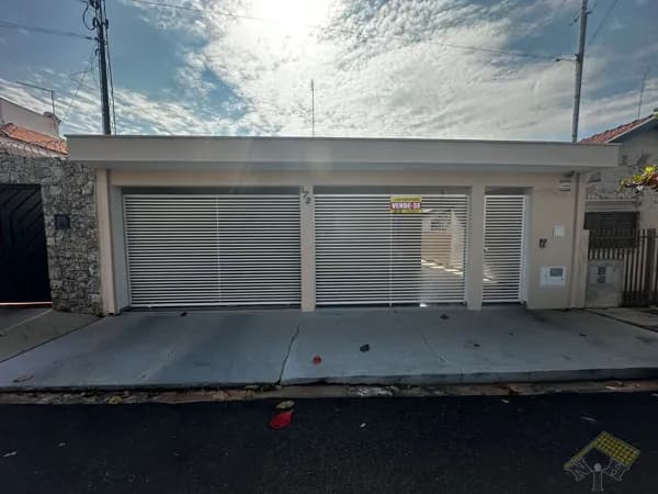 Casa em Novo Horizonte - Centro