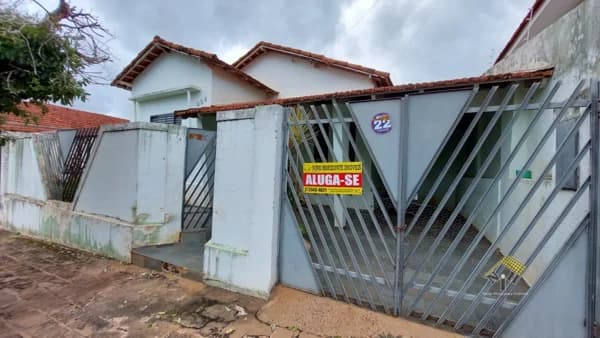 Casa Alvenaria para Venda em Centro Novo Horizonte-SP