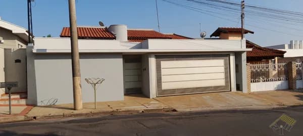 Casa em Novo Horizonte - Parque Vila Real