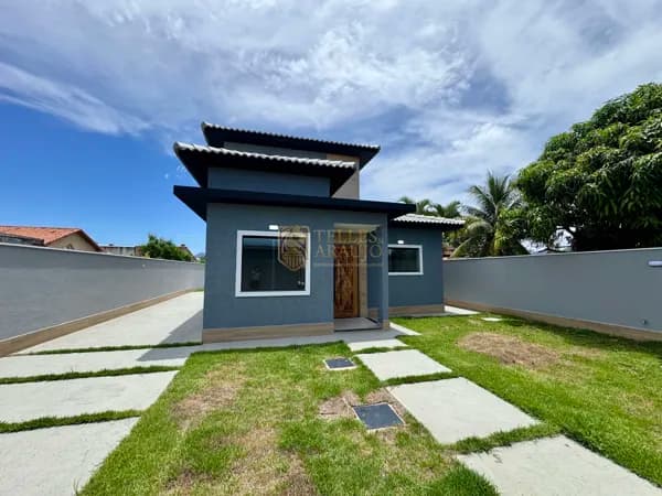 Casa no bairro Jardim Atlântico Central, em Maricá-RJ