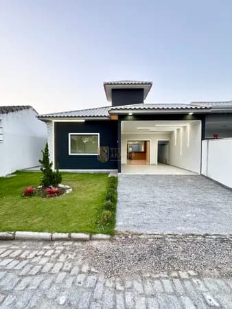 Casa em Maricá - Cajueiros (Itaipuaçu)