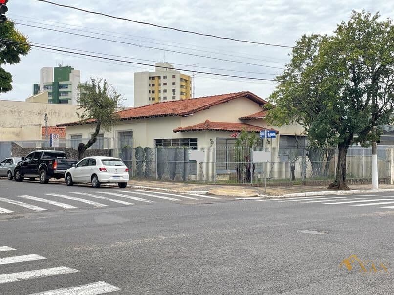Casa em Marília - Centro