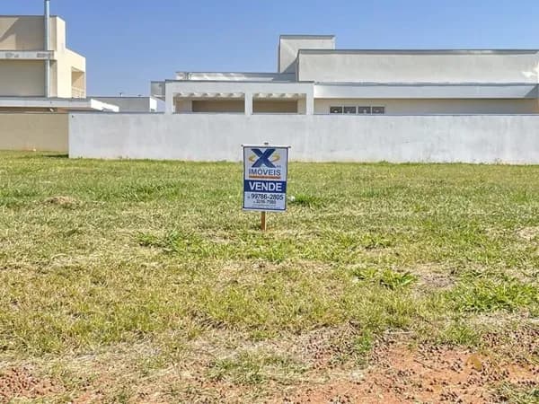 Lote/Terreno em Marília - Jardim São Domingos