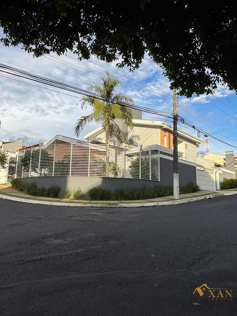 Casa em Marília - Jardim Parati