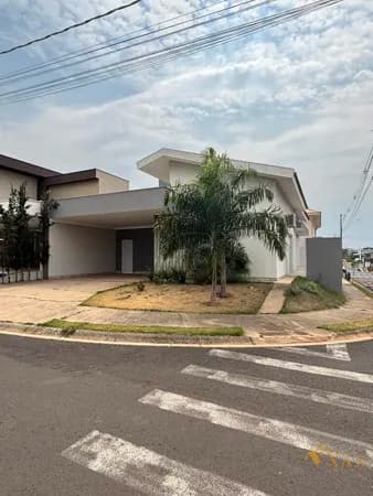 Casa de Condomínio em Marília - Jardins de Monet