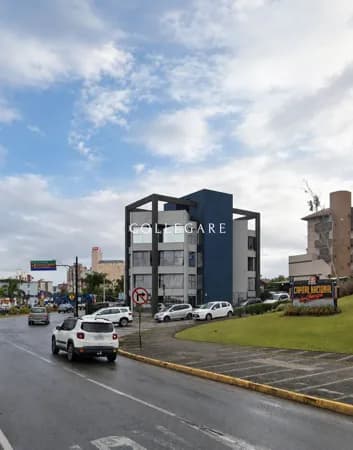 Prédio Comercial à Venda no Centro de Joinville com 575m² de Área Construída