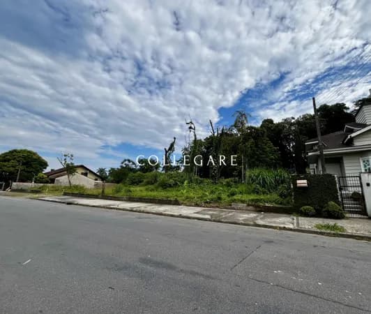 Terreno a venda na Zona Norte