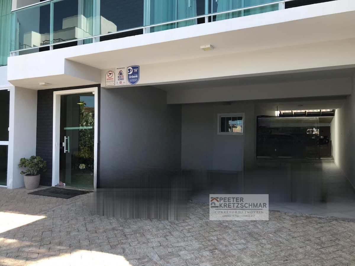 Sobrado Padrão para Venda em Guanabara Joinville-SC