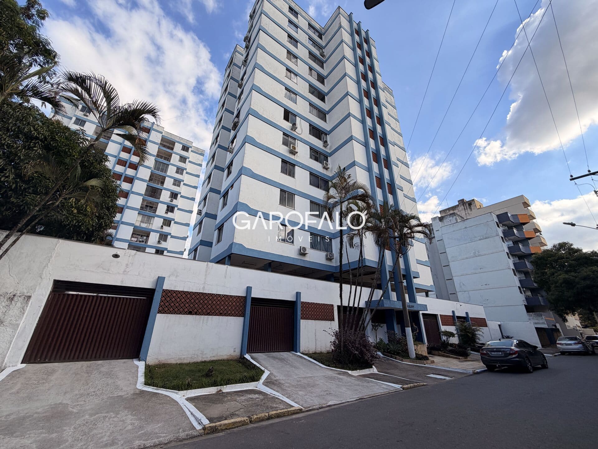 Apartamento à venda no Edifício Penedo