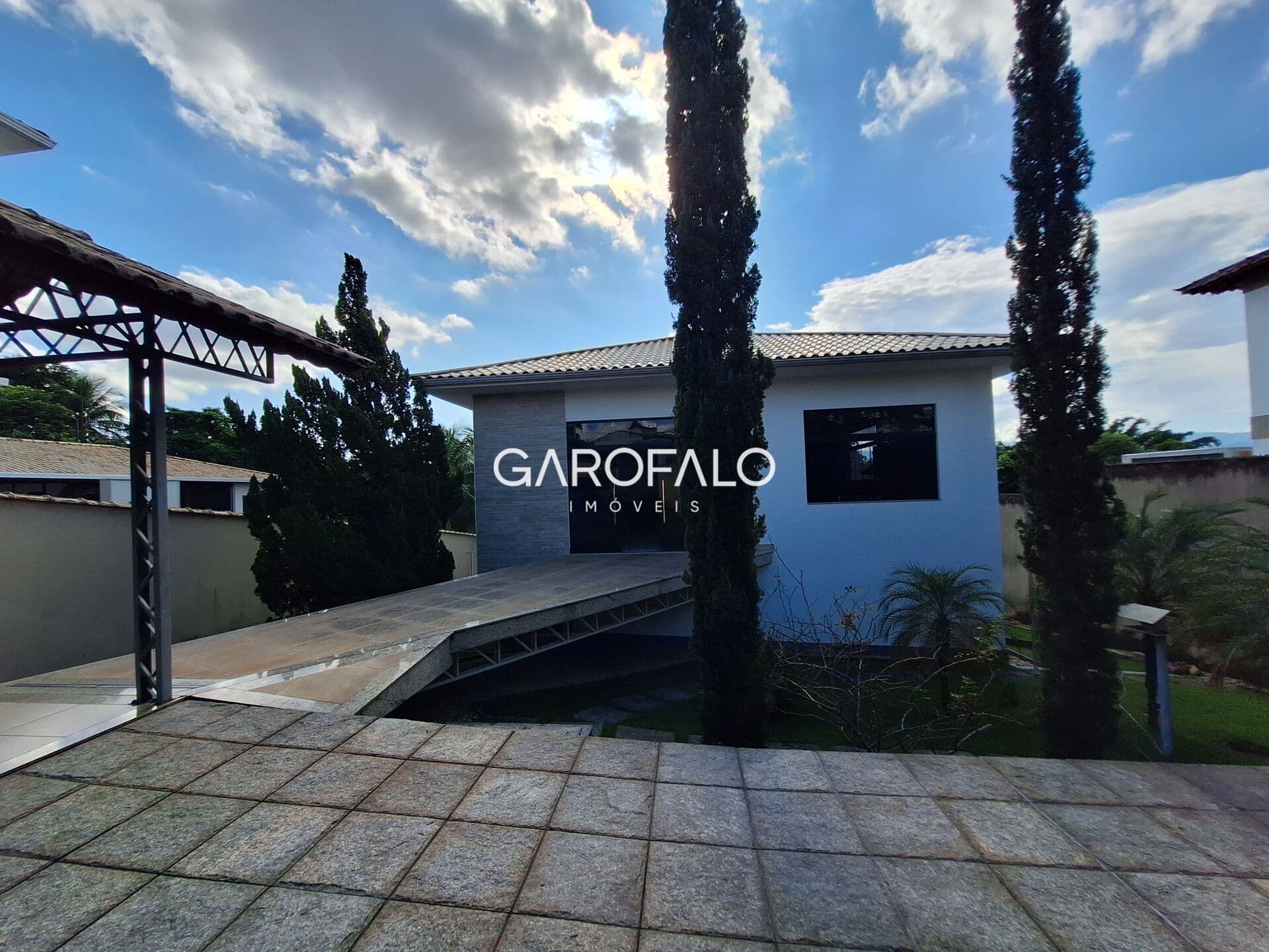 Casa Triplex em Jardim Brasília, Resende/RJ