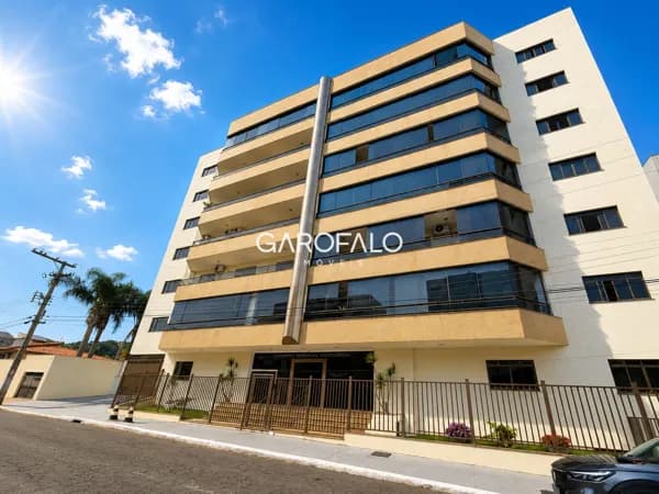 Apartamento à venda no Edifício Independência – Morada do Castelo