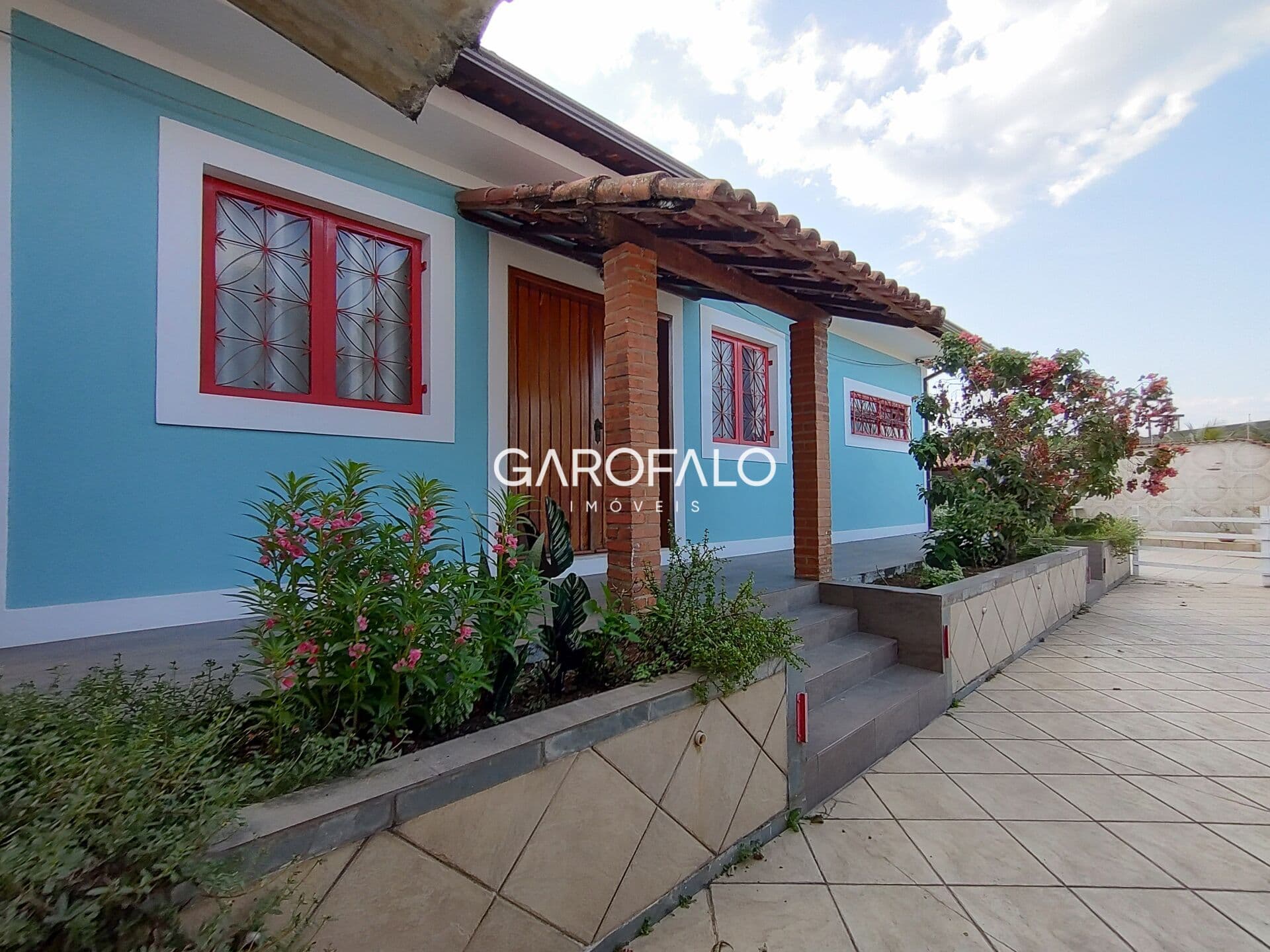 Casa Padrão com opção comercial