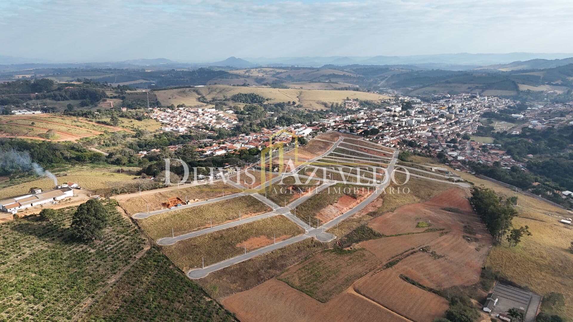 LOTES À VENDA EM BOTELHOS - MG