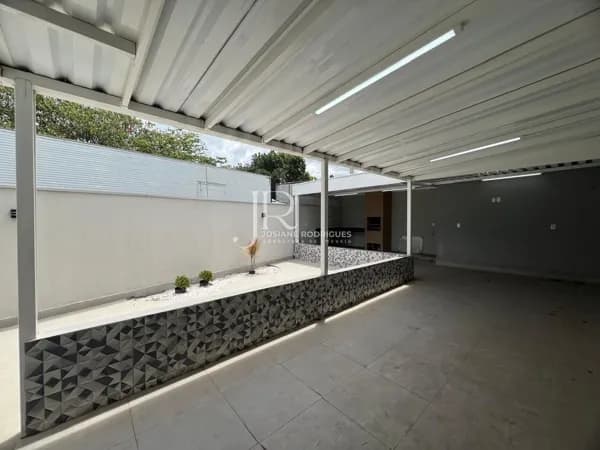 Casa à venda com 03 dormitórios sendo 01 suíte no Jardim Boer Americana SP