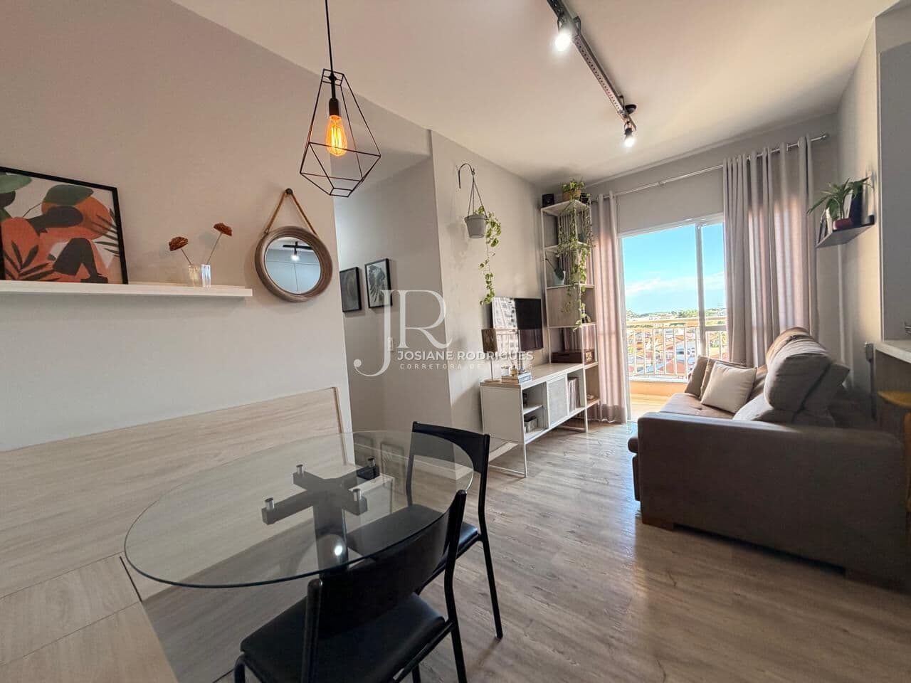 Apartamento à venda com 03 dormitórios sendo 01 suíte no Residencial Vida São Domingos em Americana-SP