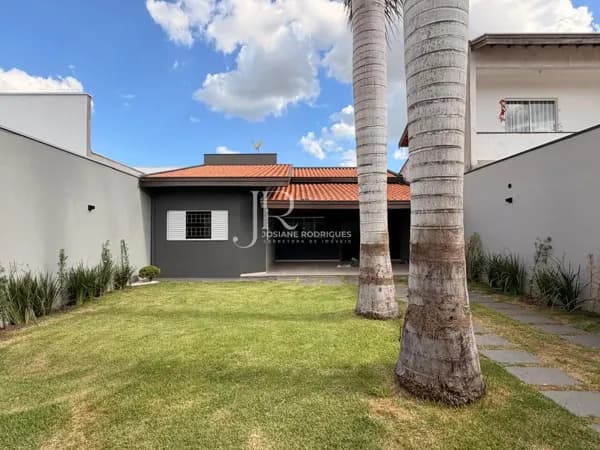 Casa à venda com 03 dormitórios, sendo 02 suítes no Itapuã em Santa Barbara D´oeste