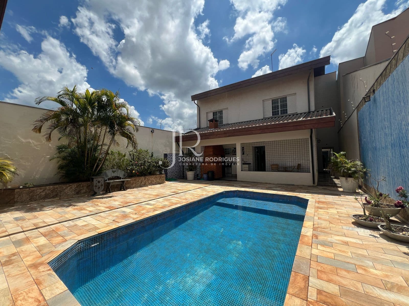 Casa à venda com 03 dormitórios sendo uma suíte no Jardim Alfa em Santa Barbara d´Oeste - SP