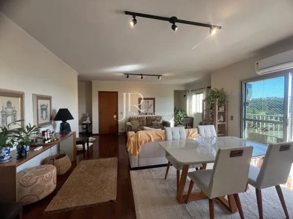 Apartamento de 126m² à venda com 03 dormitórios sendo 01 suite e 03 banheiros no Centro de Americana - SP