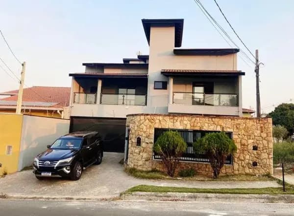 Casa à venda no bairro Jardim Esplanada em Indaiatuba/SP