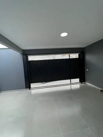 Casa à venda no bairro Jardim Nova Veneza em Indaiatuba/SP