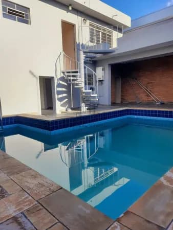 Casa à Venda no Centro de Salto/SP
