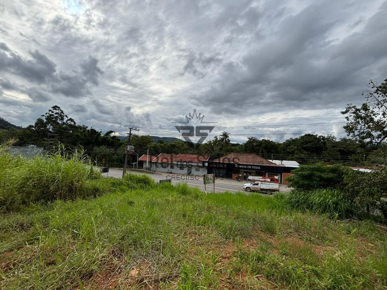 Terreno para fins Residencial ou Comercial