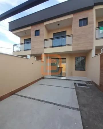 Casa Duplex em Praia de Guaratiba, Maricá/RJ