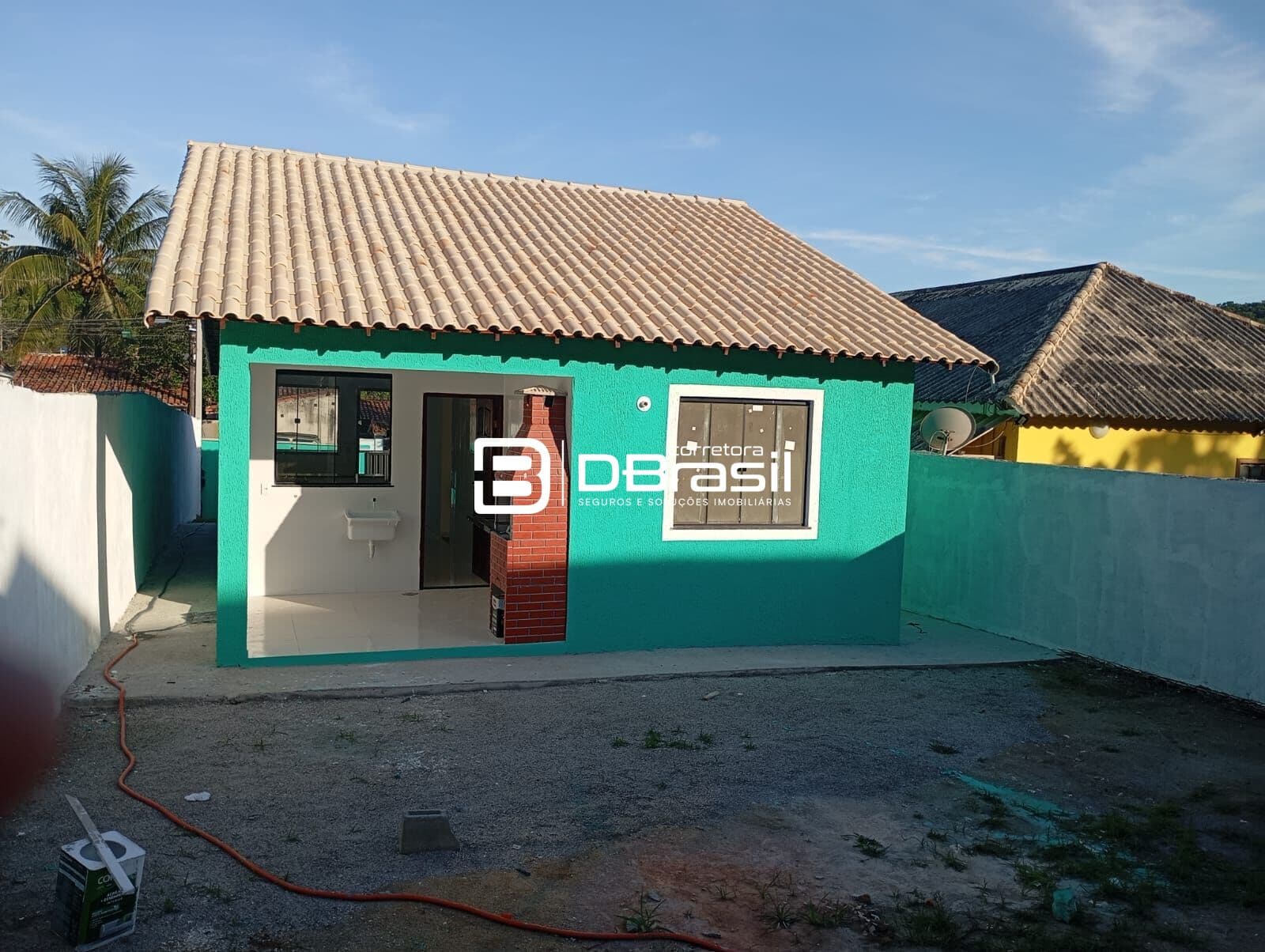 Casa Padrão em Jacaroá, Maricá/RJ