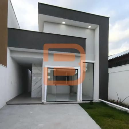 Casa Padrão em São Bento da Lagoa, Maricá/RJ
