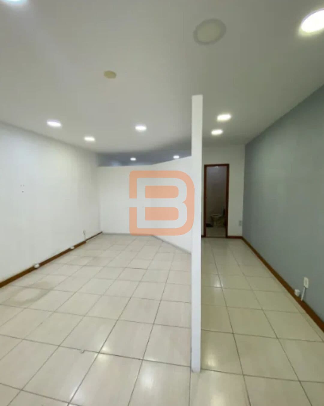 Sala Comercial em Centro, Maricá/RJ