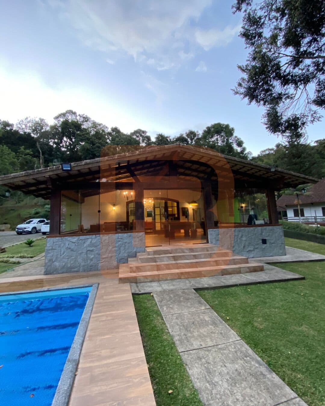 Casa Chalé em Cantão Suíço Brasileiro, Nova Friburgo / RJ