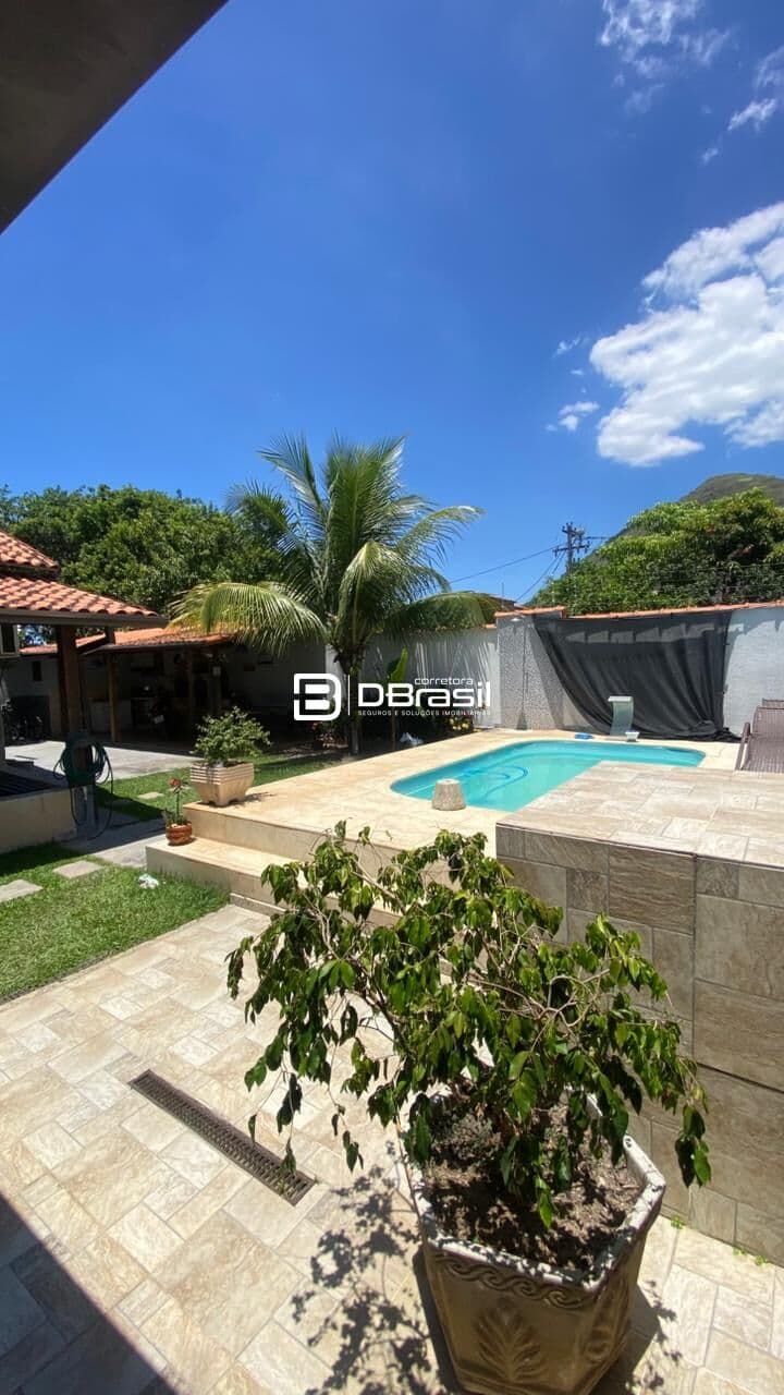 Casa Padrão em Chácaras de Inoã, Maricá/RJ