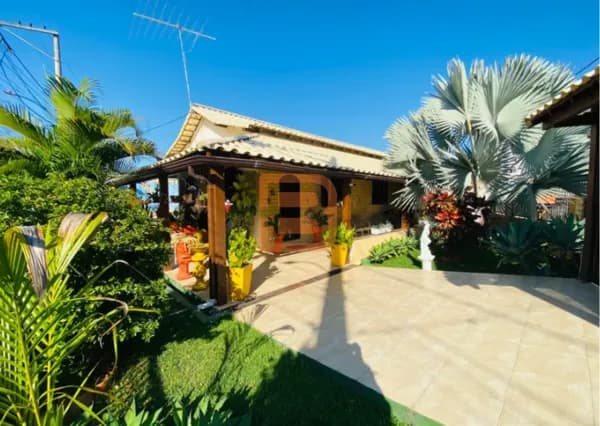 Casa Padrão em Centro, Maricá/RJ