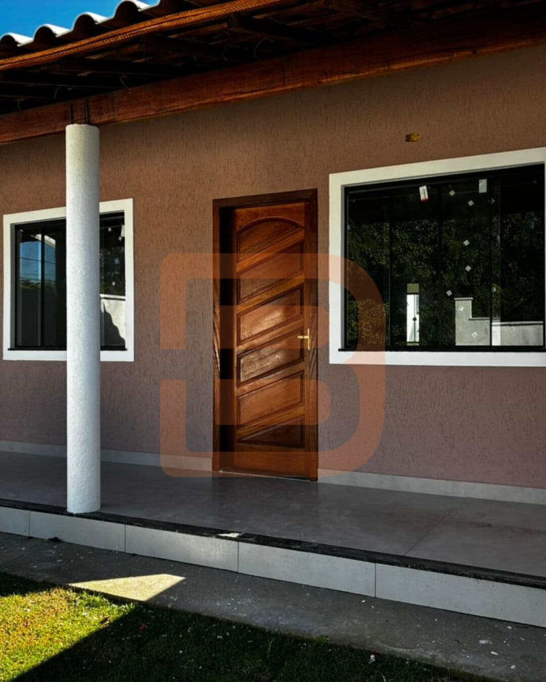 Casa Padrão em Raphaville, Maricá/RJ