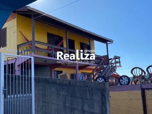 2 CASA 4 QUARTOS 303 M² NO BAIRRO SANTO ANTONIO