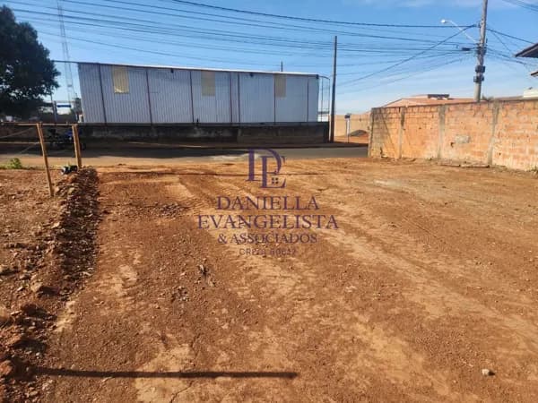 Lote/Terreno em Araguari - Sibipiruna