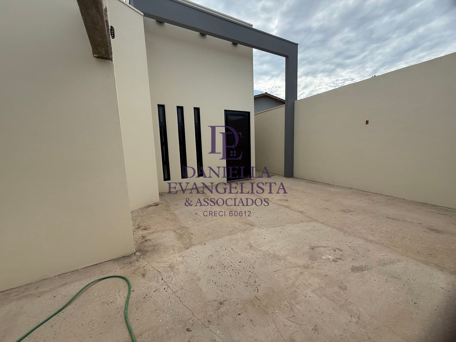 Casa em Araguari - Idelmino