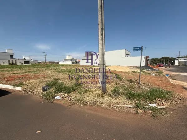 Lote/Terreno em Araguari - Ouro Verde