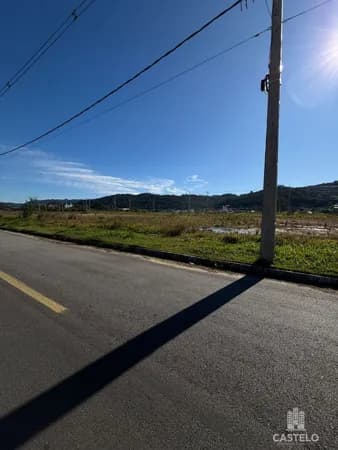 TERRENO EM LOTEAMENTO