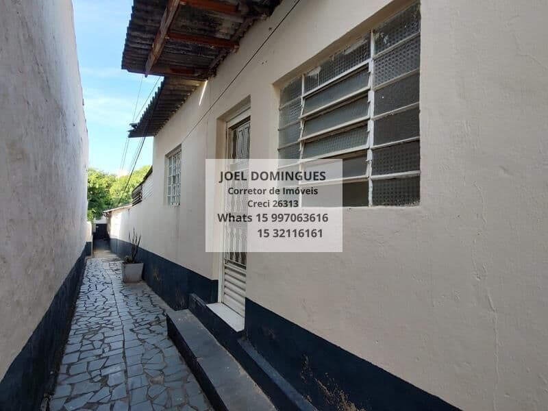 Casa 3 cômodos c/ Garagem Jd. Europa