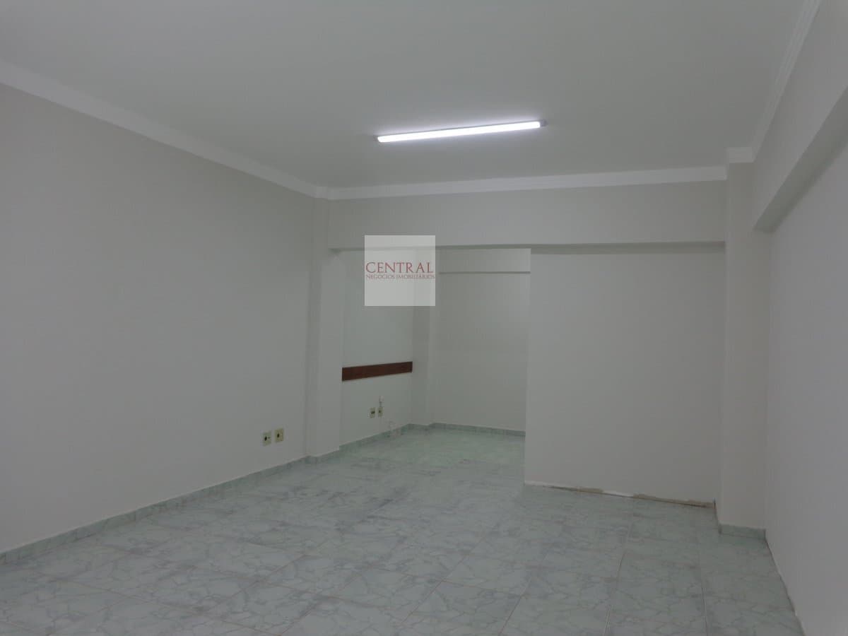 Sala comercial Em edifício para Aluguel em Centro Sorocaba-SP