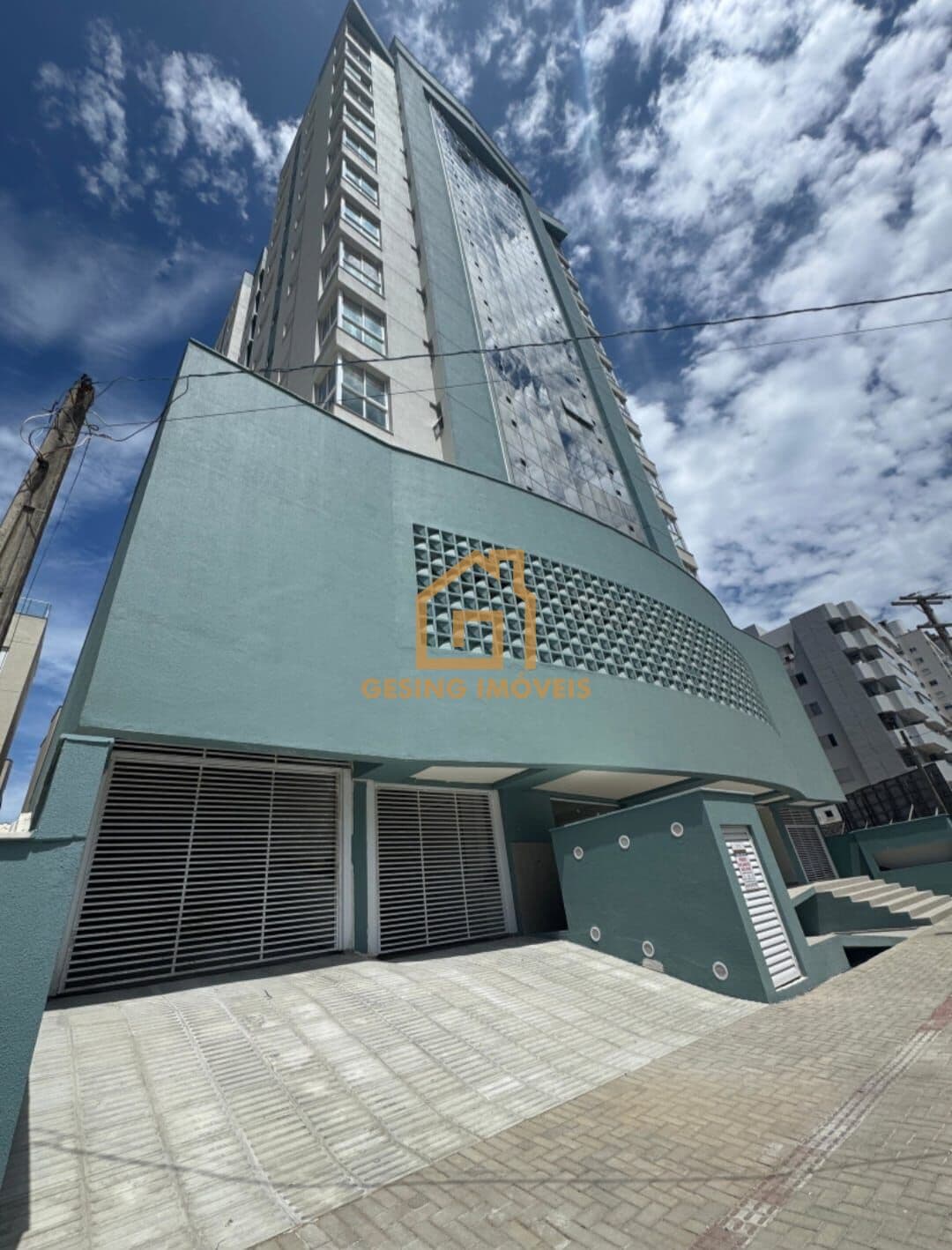 RESIDENCIAL OCEAN VIEW TOWER